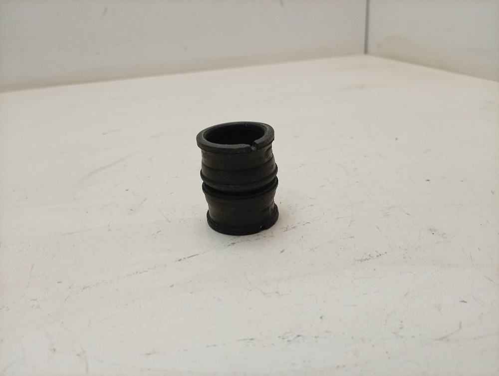 LFTA+5H1741 ктп11 Патрубок циркуляционного насоса посудомоечных машин Indesit Ariston C00079016 б/у