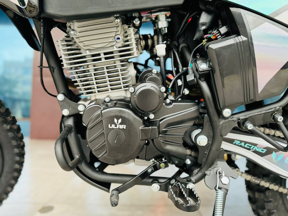 Мотоцикл внедорожный ULAR M7