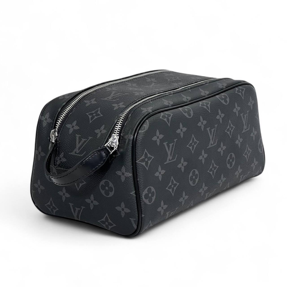 Нессер Louis Vuitton