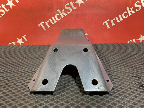 Кронштейн амортизатора переднего