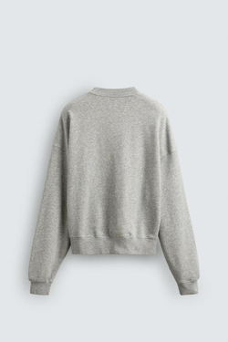 ZARA ТОЛСТОВКА С НАДПИСЬЮ VARSITY И КРУГЛЫМ ВЫРЕЗОМ, СЕРЫЙ МЕЛАНЖ