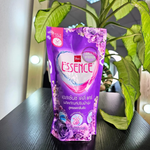 LION "Essence" Кондиционер для белья 600мл цвет (Blossom)