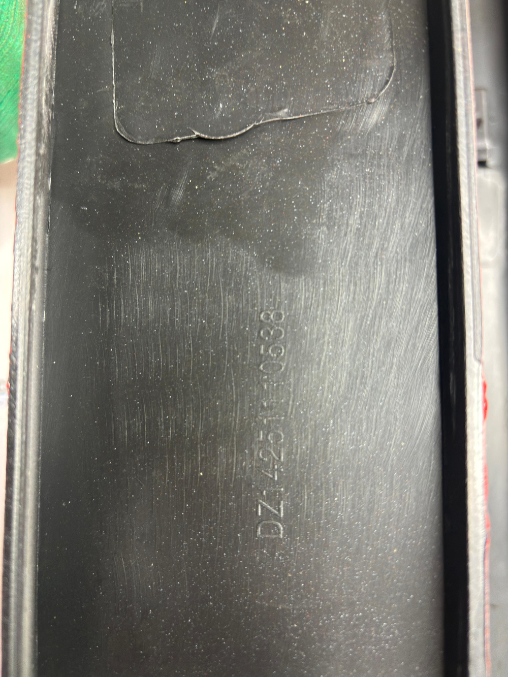 Накладка капота SHACMAN X5000 DZ14251110538 правая серая
