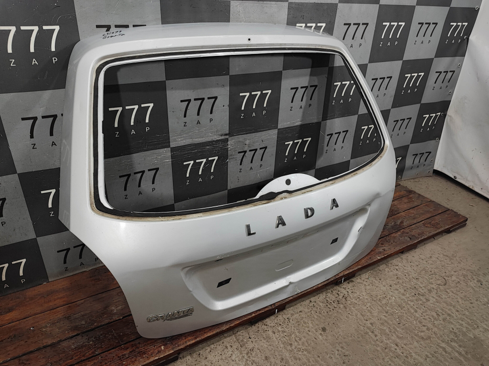 Крышка багажника LADA Granta 18-нв Б/У Оригинал 8450104285