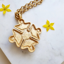 Колье Anne Klein