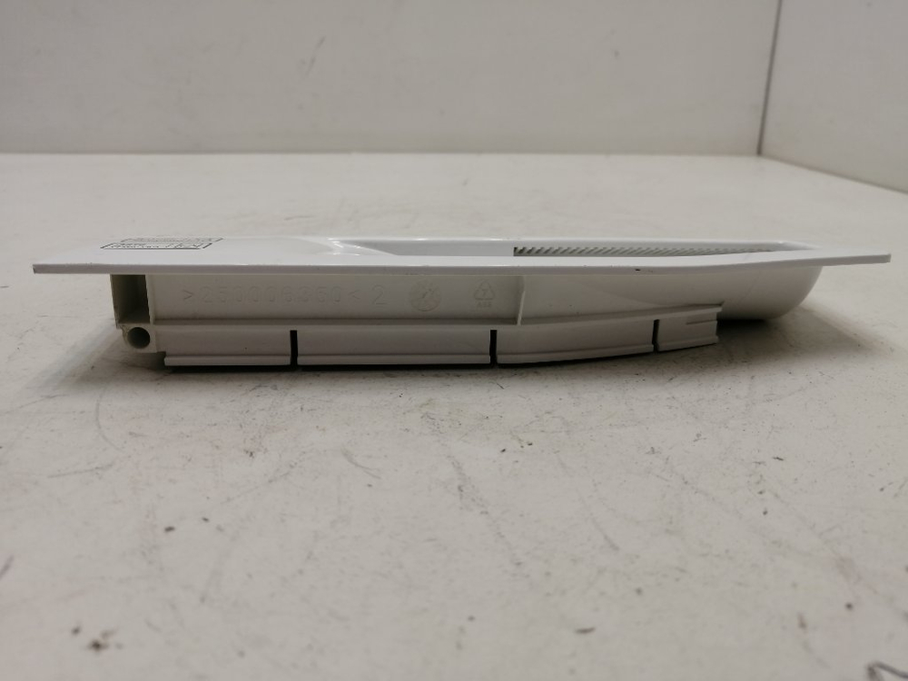 VMSF501B кт93 Крышка дозатора порошка для стиральной машины Hotpoint-Ariston 250006350 б/у