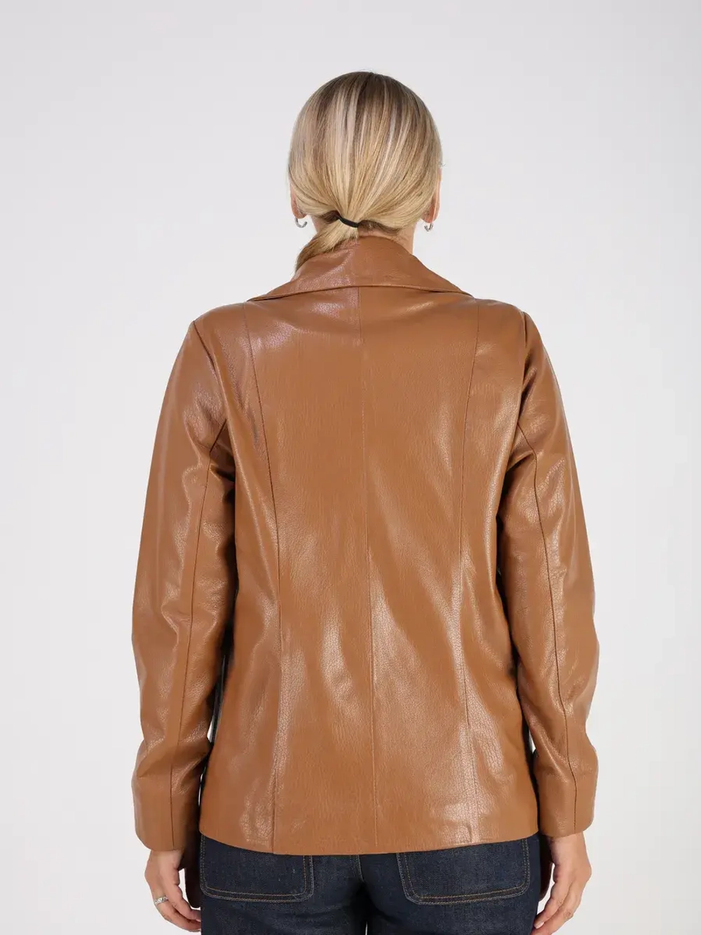 Кожаная куртка демисезонная косуха