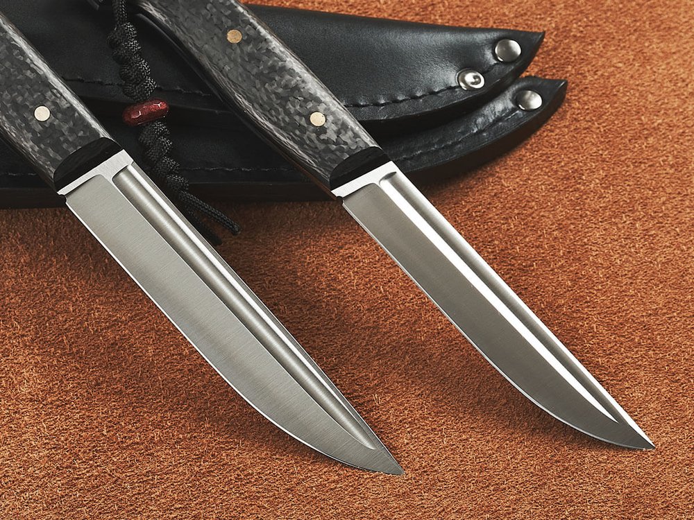 Спарка цельнометаллических финских ножей, сталь VG10, рукоять карбон (черный спейсер)