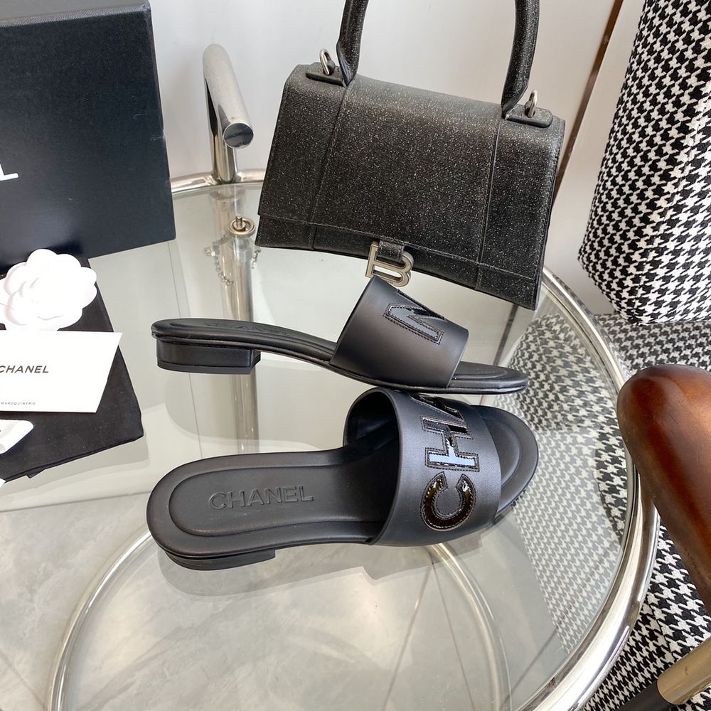 Chanel Slides