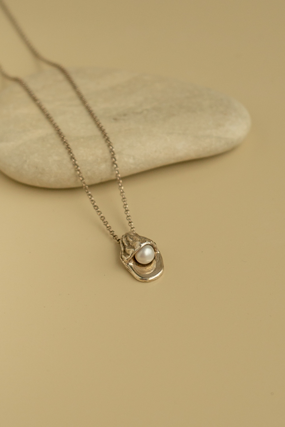 Подвеска Pearl Soul White / Noir Et Blanc