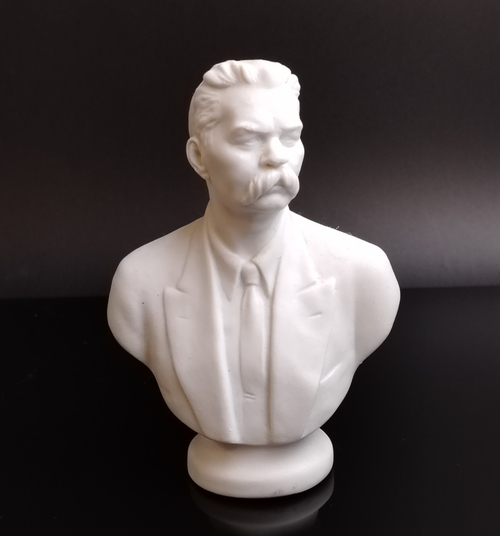 Бюст "Максим Горький", бисквит, Ленинградский фарфоровый завод (ЛФЗ), СССР, 1950-1970 гг.