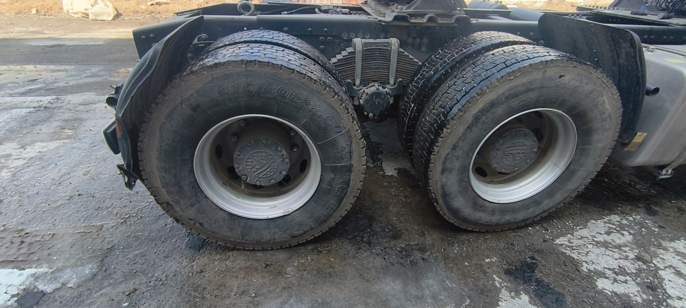 МАЗ 6430 6x4 Седельный тягач 6430С9-520-010 (Дизельный, 11,1 л, 420 л.с., МТ)