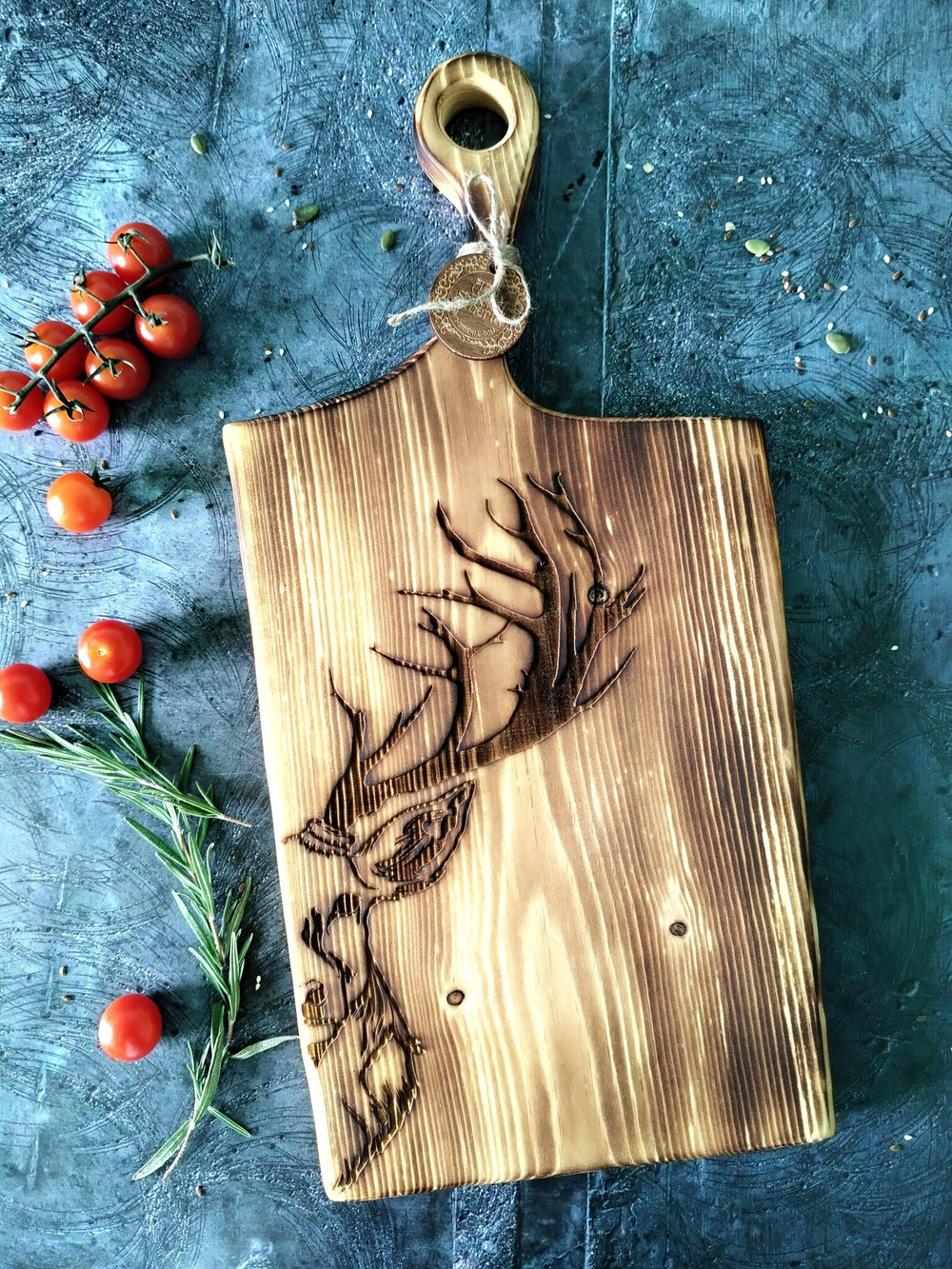 Разделочная доска из спила Сибирского кедра