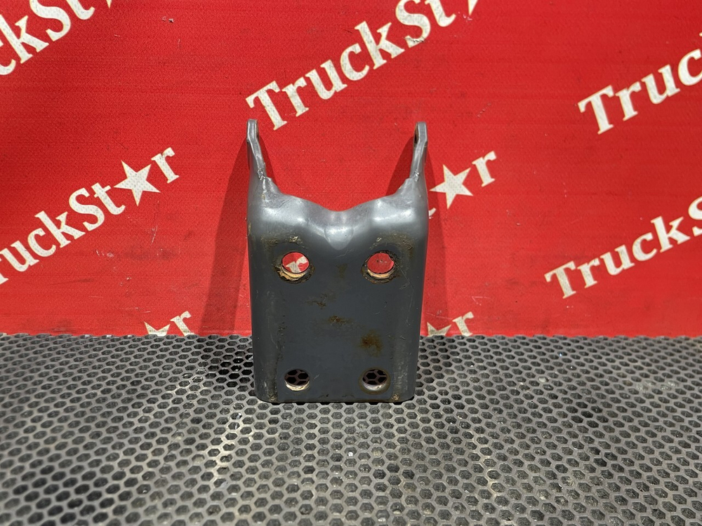 Кронштейн амортизатора заднего 2018г