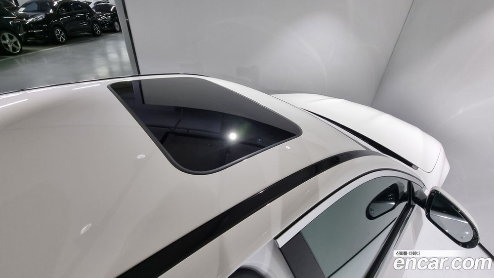 Mercedes-Benz E-Class W213 E250 AMG Line (10.2022)