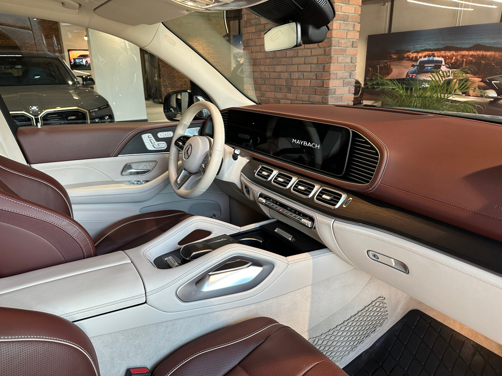 Mercedes-Benz GLS 600 Maybach, 2020