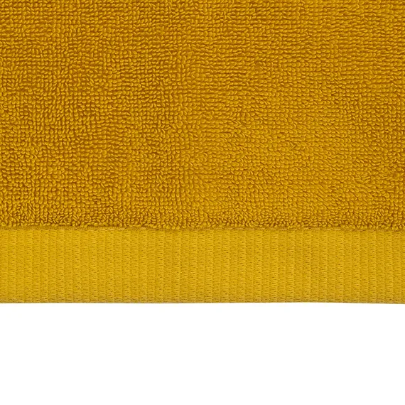 Полотенце банное цвета охры из коллекции essential, 70х140 см