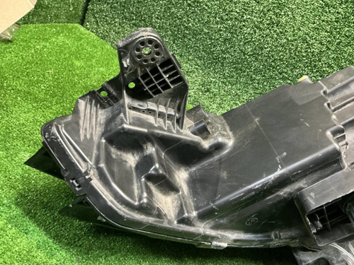 Фара правая Geely Atlas 2 (2023-н.в.) LED