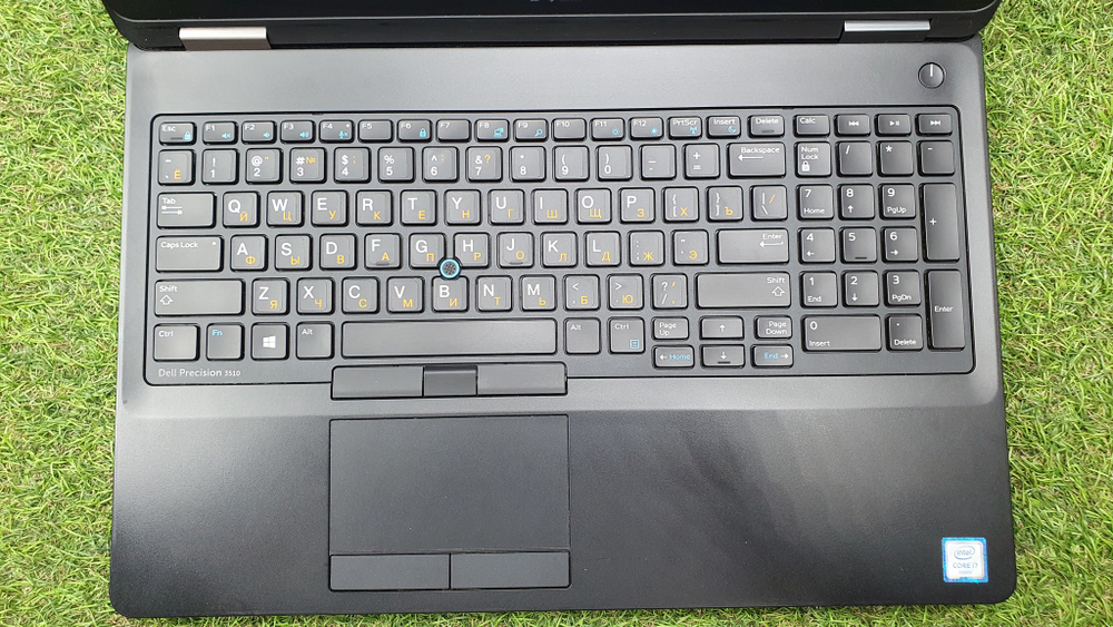 Ноутбук DELL Precision 3510, 15.6"1920х1080, IPS, Intel Core i7 6820HQ 2.7ГГц, 16ГБ, AMD FirePro W5130M - 2048 Мб