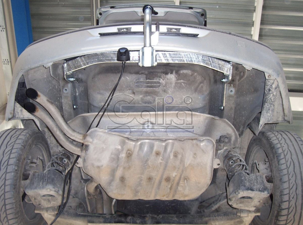 Оцинкованный фаркоп на Renault Laguna II лифтбек 2001-2008 (без электрики), Galia R070C