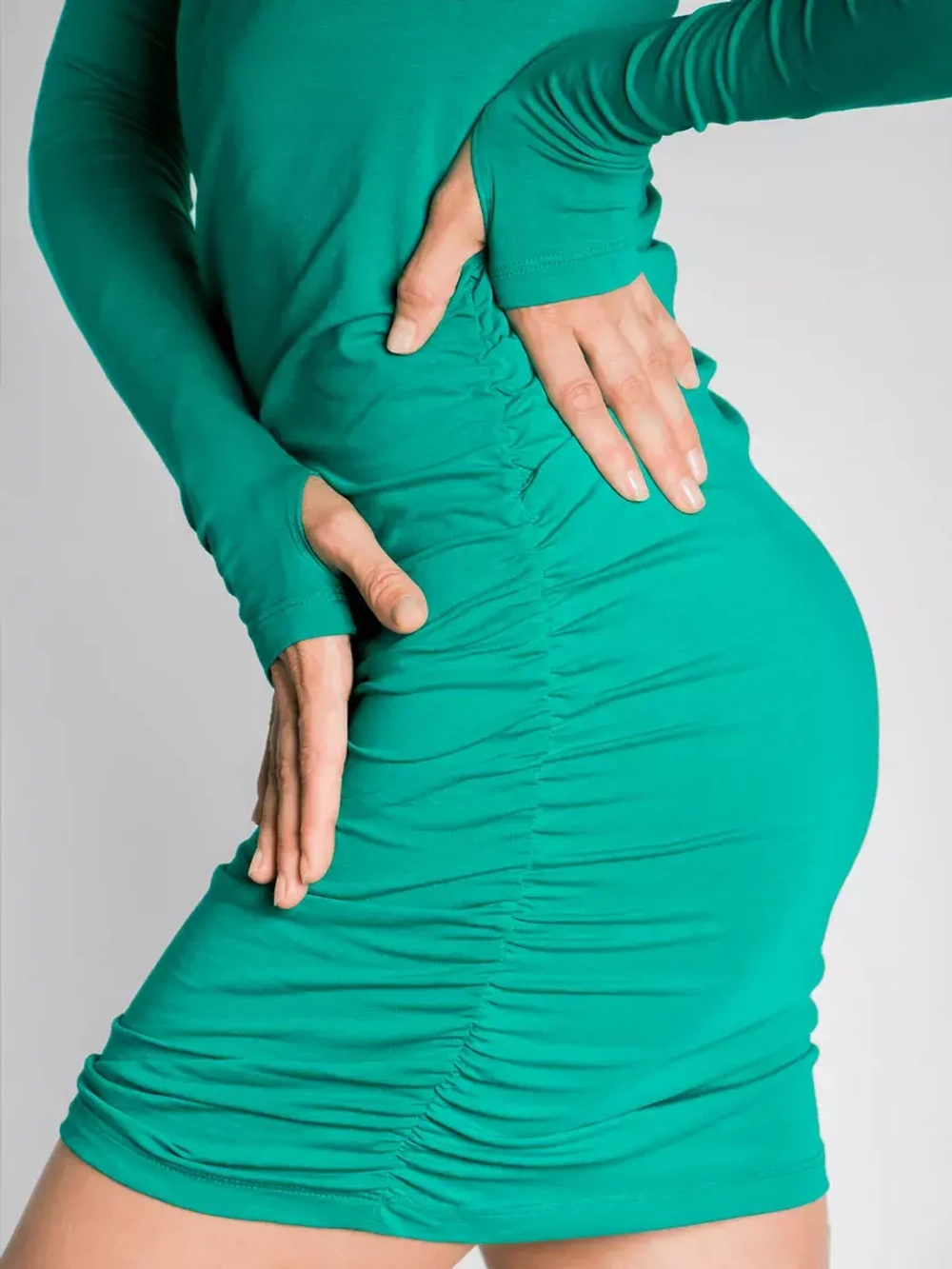 Платье вечернее весеннее облегающее