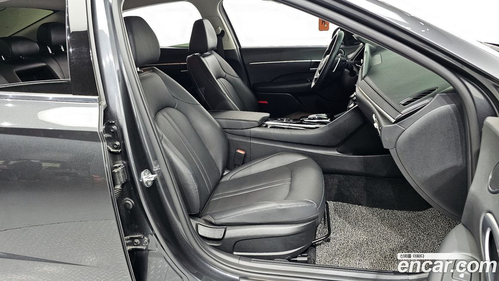 Hyundai Sonata (DN8) 1.6 Turbo (04.2021)
