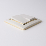 Рамка на 1 пост Snabb (слоновая кость/золото)