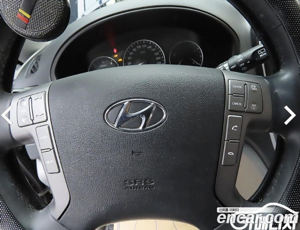 Hyundai The New Grand Starex Van 5-и местный (07.2020)