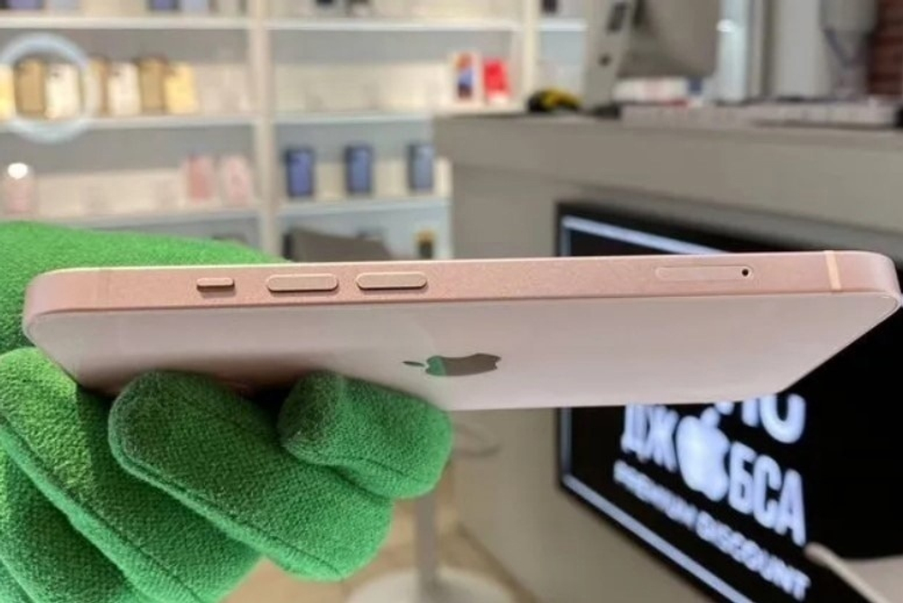 iPhone 13, 128 ГБ б/у