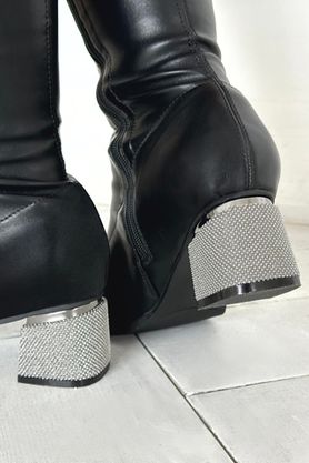 Цена на Ботфорты-11251 больших размеров