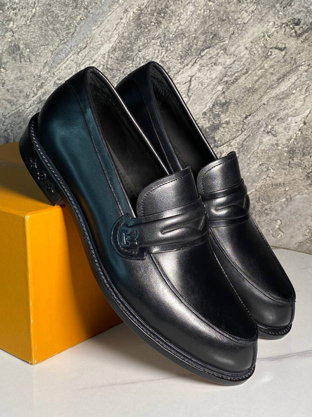 Лоферы Louis Vuitton