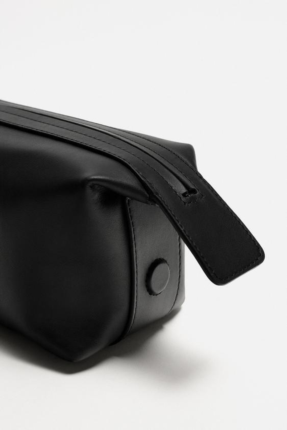 ZARA КОЖАНАЯ КОСМЕТИЧКА, ЧЕРНЫЙ