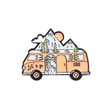 Пин на рюкзак и одежду.  Минивен