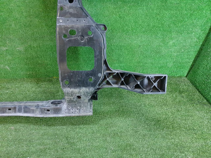 Телевизор Hyundai Staria (2021-н.в.)