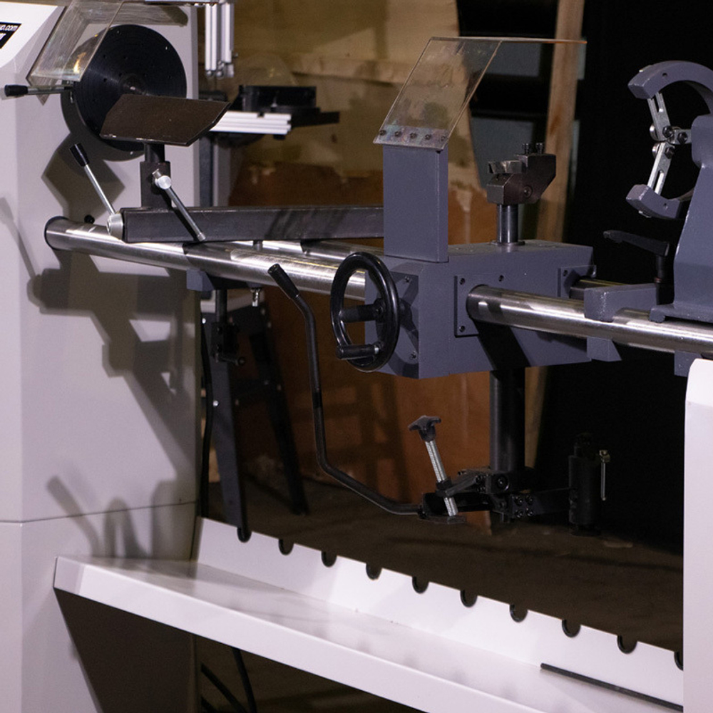 DSL-1500/400  деревообрабатывающий токарный  станок