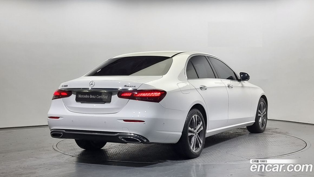 Mercedes-Benz E-Class W213 E350 4MATIC Avangarde (06.2022)
