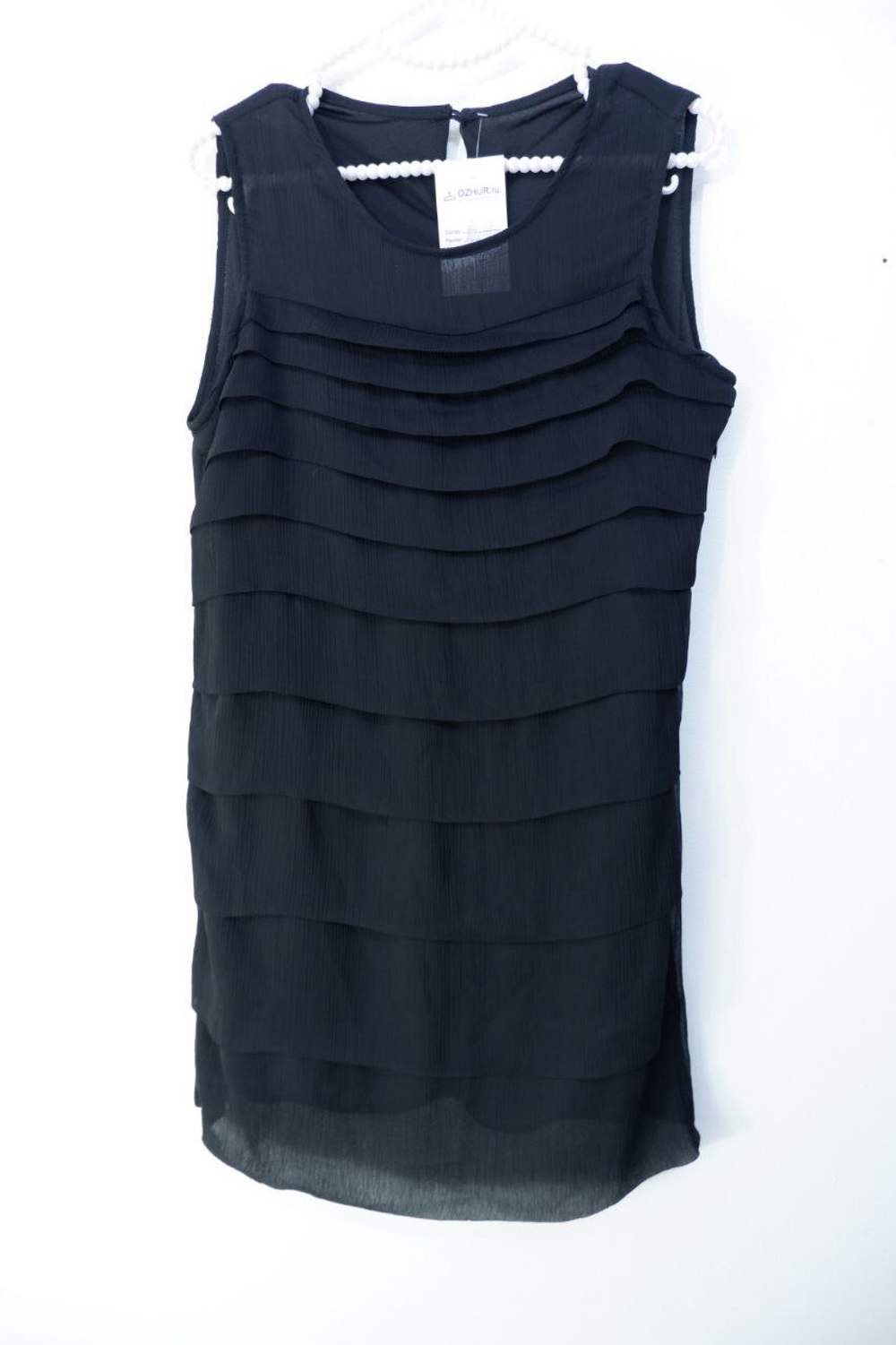 Платье оригинальное 42-44 размер