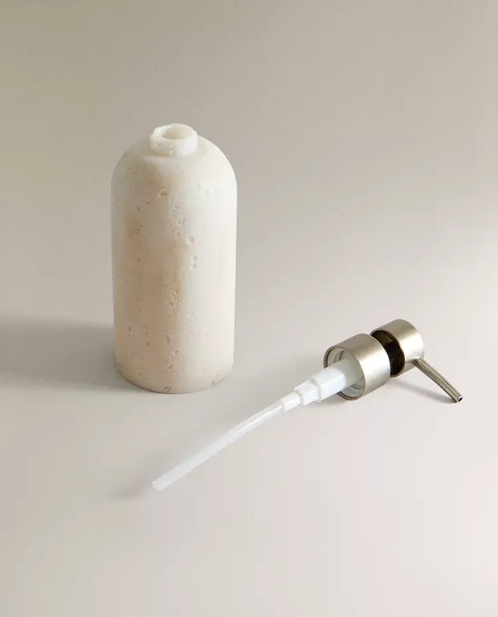 ZARA HOME ДОЗАТОР МЫЛА С МРАМОРНЫМ УЗОРОМ, ЭКРЮ