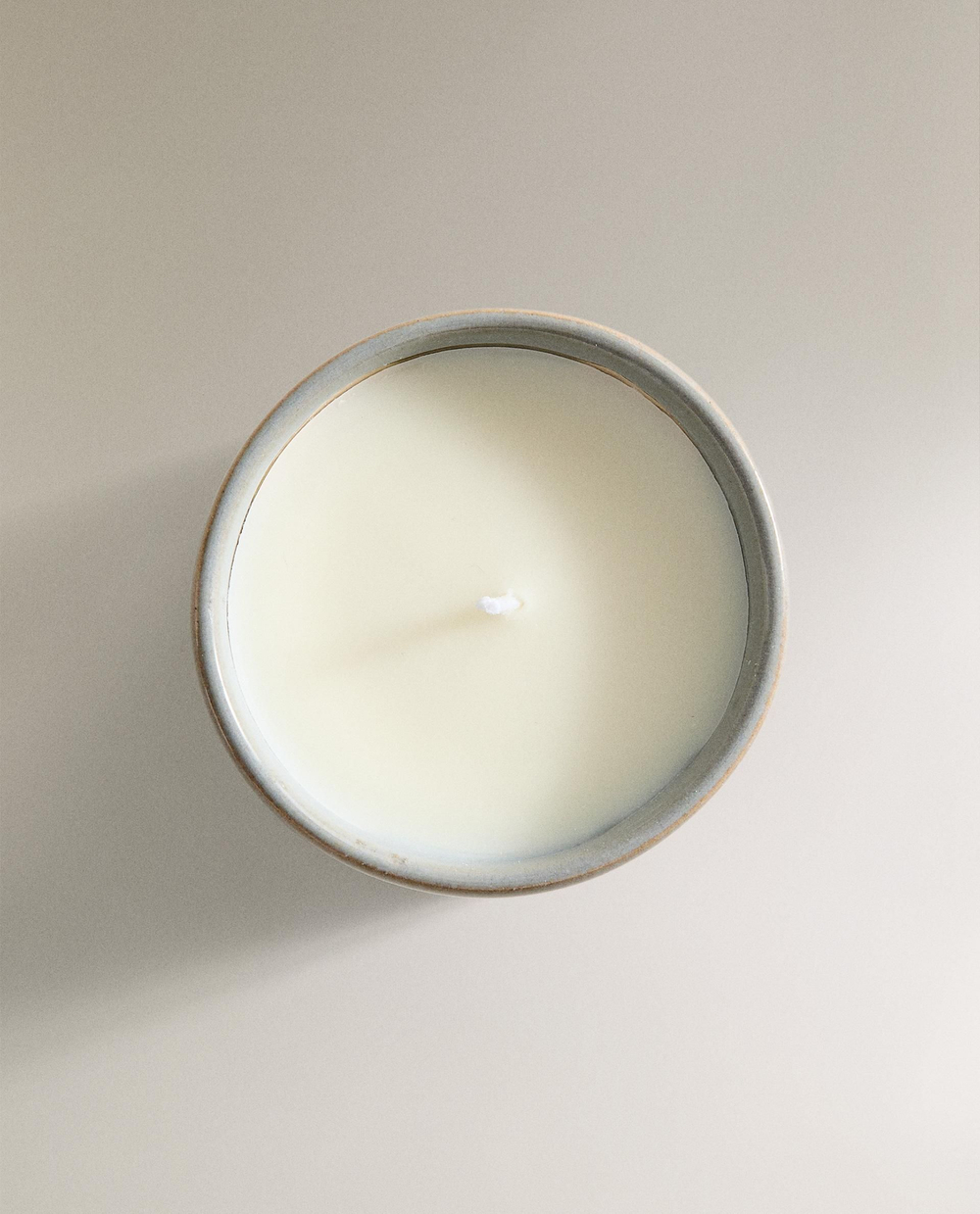 Zara Home - Ароматическая свеча acqua salata, 150 г
