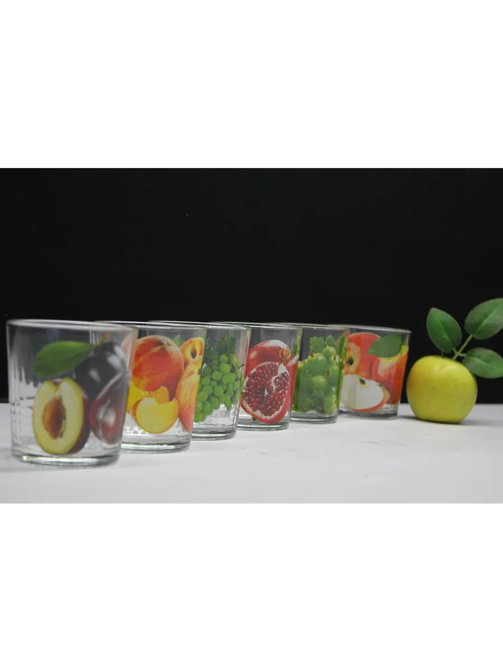 Стакан для напитков сока и воды