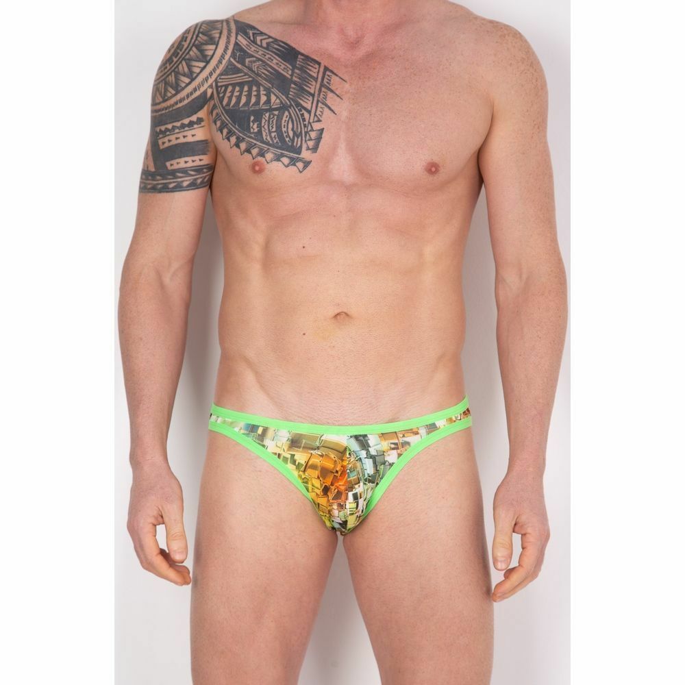 Мужские трусы слипы с разноцветным принтом и зеленой окантовкой Cosmos Colors CP20_GYO