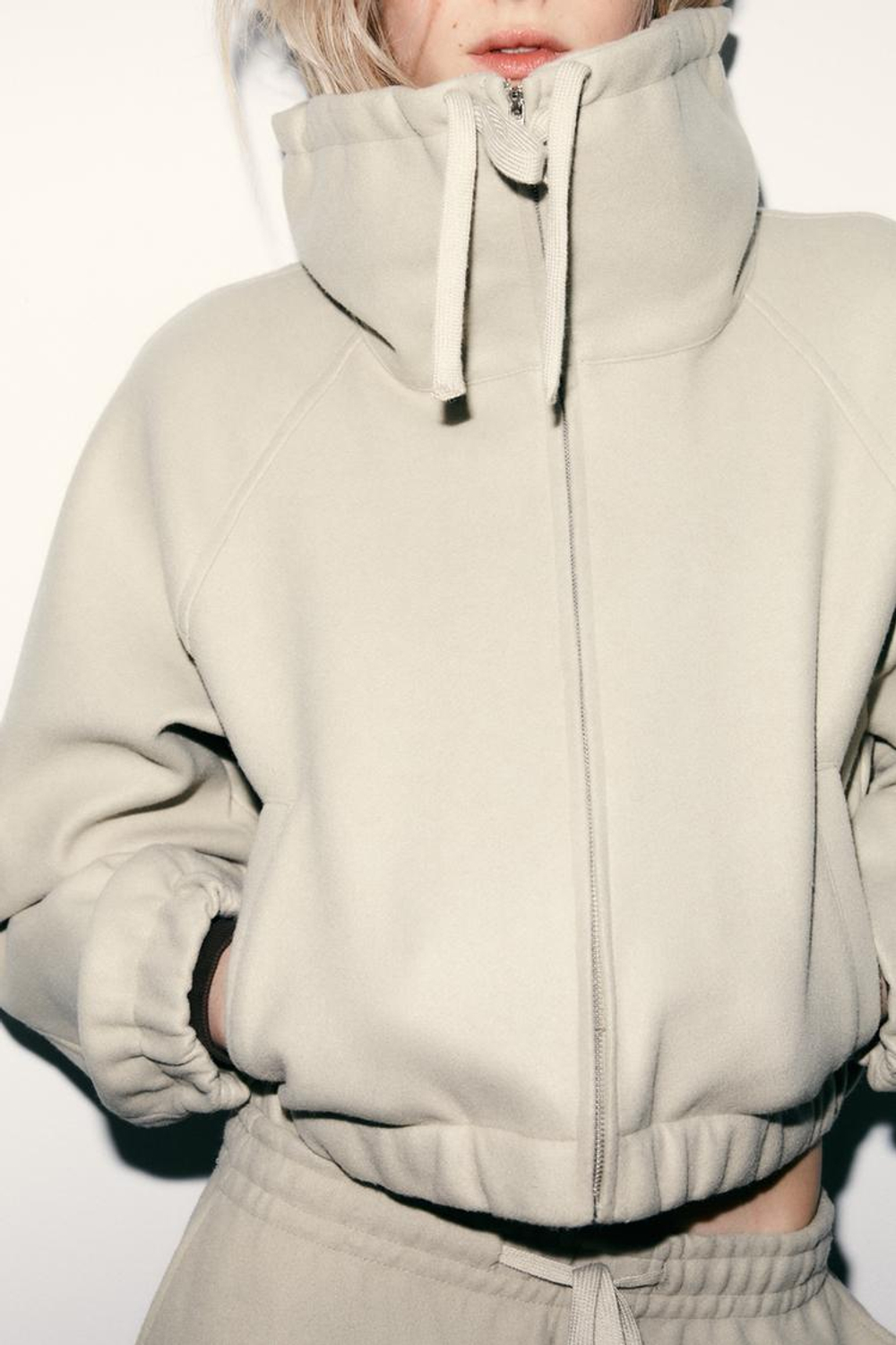 ZARA МЯГКАЯ ТОЛСТОВКА, ЗЕЛЕНЫЙ/СЕРЫЙ