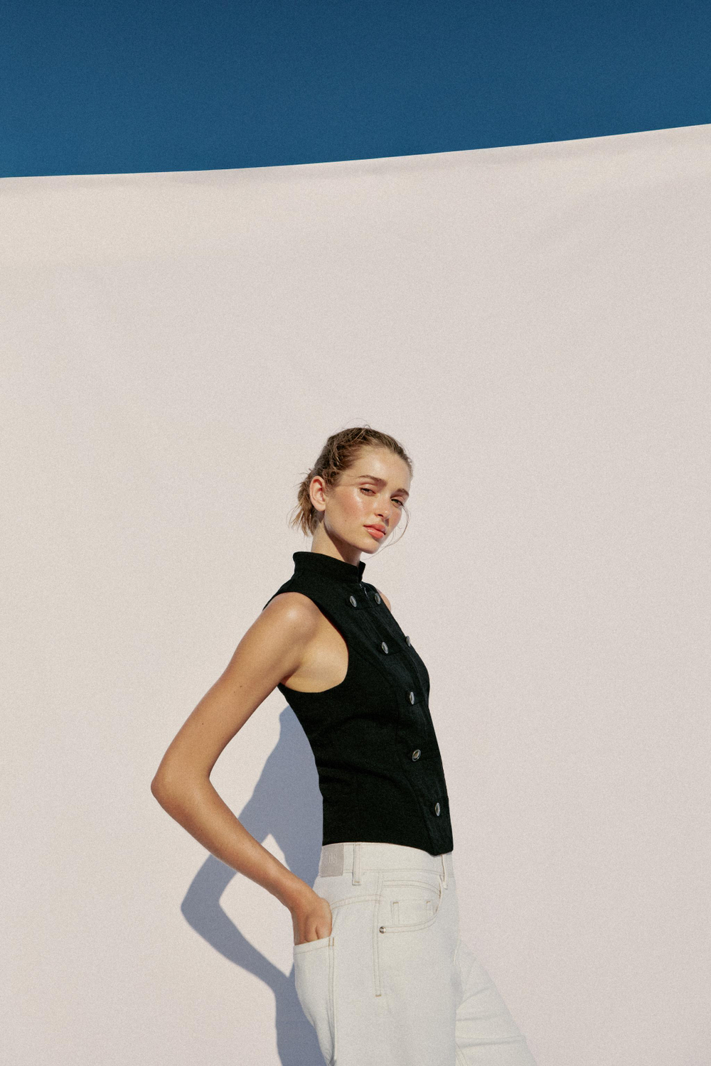 ZARA РУБАШКА БЕЗ РУКАВОВ С ПУГОВИЦАМИ, ЧЕРНЫЙ