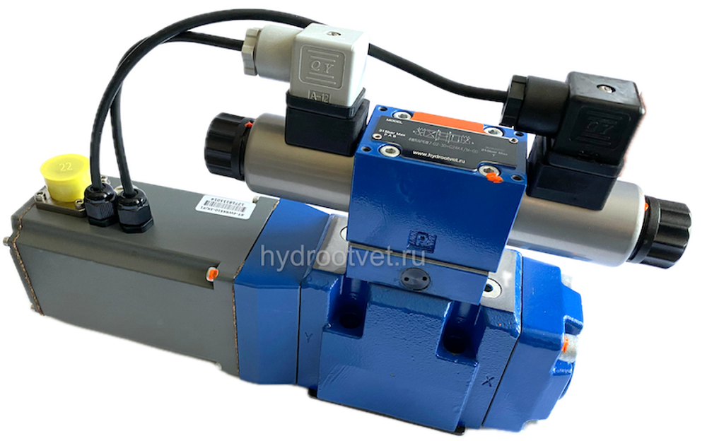 4WRKE10W6-100L-3X/6EG24K31/A1D3M - Пропорциональный распределитель с обратной связью по положению золотника и со встроенным усилителем (OBE), Ду10, A1 = ±10 В, номинальный расход 100 л/мин, схема W6-, каналы управления X и Y - внешние