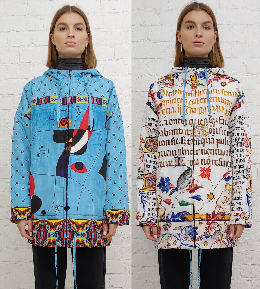 Двусторонняя куртка "Связь времён", по мотивам абстрактной живописи Жоан Миро и готического шрифта и иллюстраций из Бревиария короля Мартина Арагонского