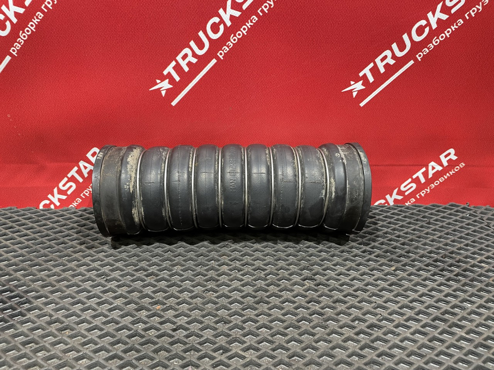 Патрубок интеркулера