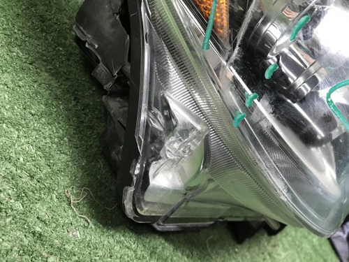 Битая Фара правая Lexus GX 2 (2013-2019) LED