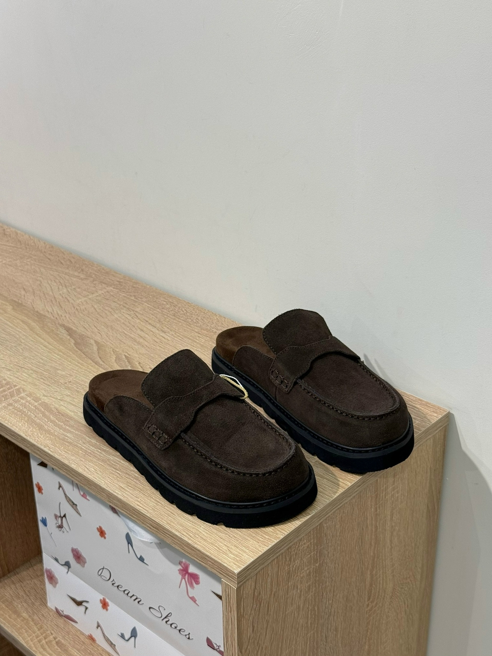 Сабо из натуральной замши