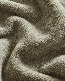 ZARA HOME БАННОЕ ПОЛОТЕНЦЕ ИЗ ВЕЛЮРА С КИСТОЧКАМИ, ЗЕЛЕНЫЙ