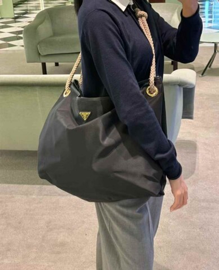 Сумка Prada